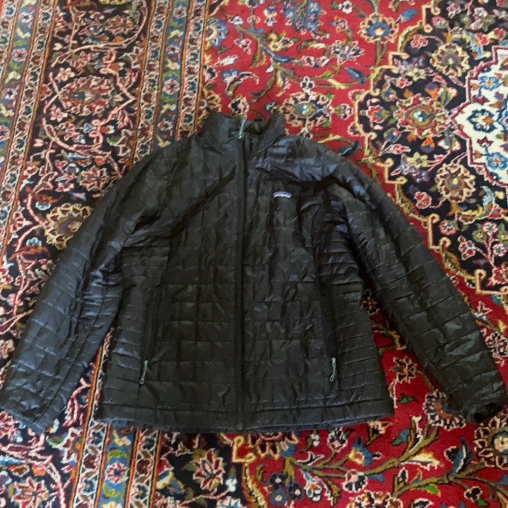 EUC Patagonia Black Nano Puff Jacket